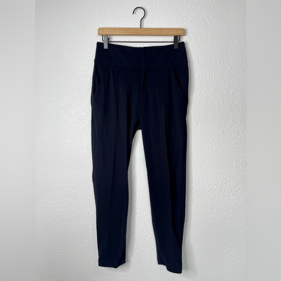 LULULEMON Departure Black Pants (Estimated Size 6) - Picture 3 of 9